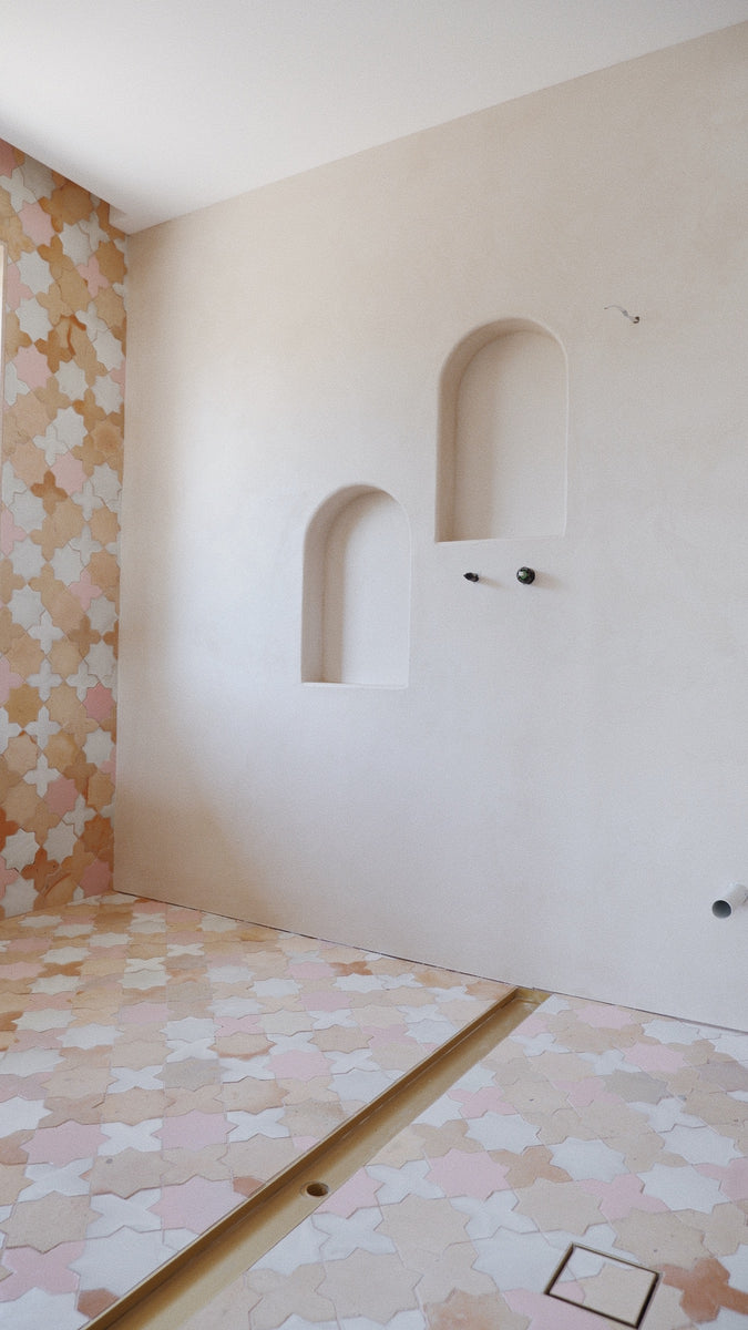 Burleigh Microcement Bathroom Chaii. Living