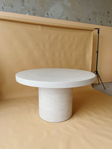 Soy Dining Table